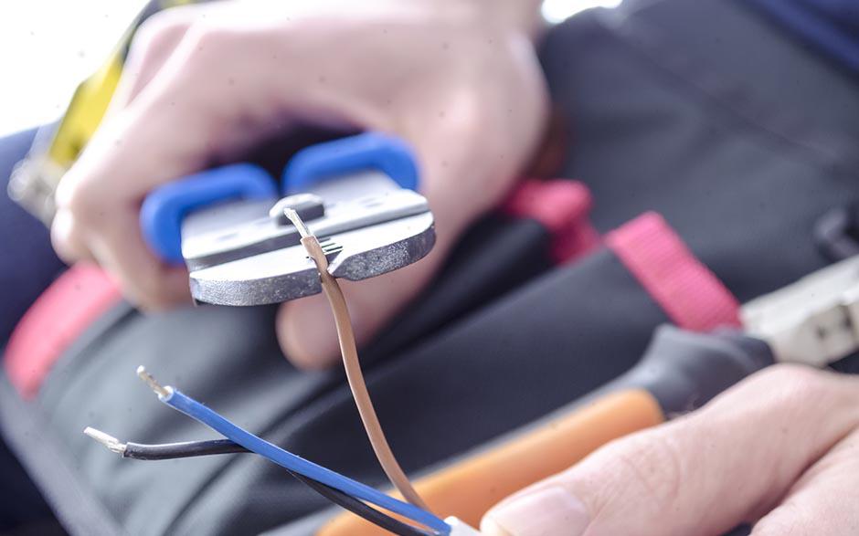 je recherche un électricien Gonesse