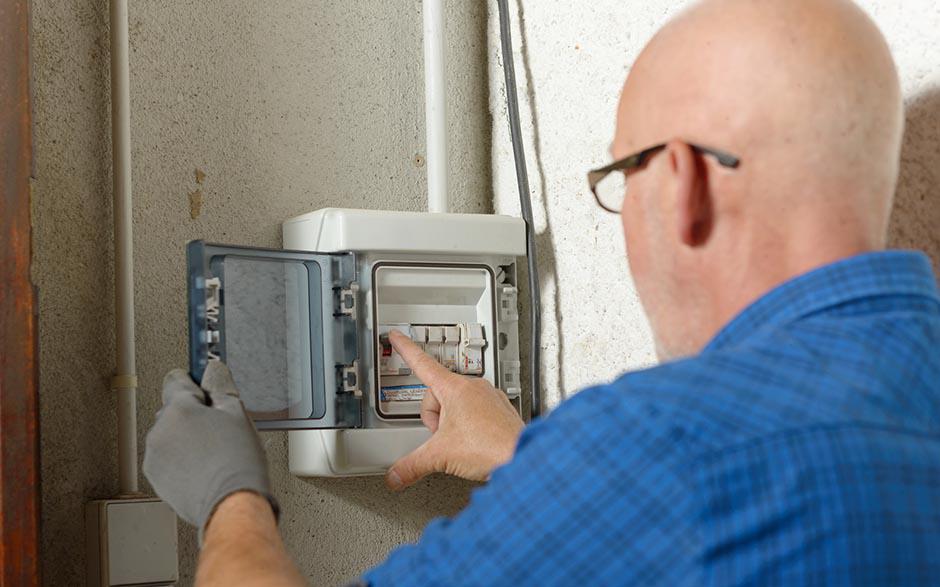 cherche électricien pas cher Fleury-Mérogis